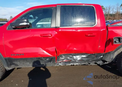 2019 Ram 1500 Rebel 4X4 5'7 Box z USA, uszkodzony, nr VIN 1C6SRFLT7KN563986